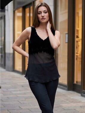 Privileguis Vintage 1990s Black Velvet Chiffon Sleeveless Top sz 42 US sz 10